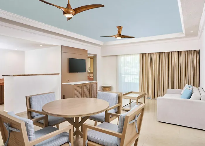 Sunscape Cancun All-Inclusive Resort & Spa